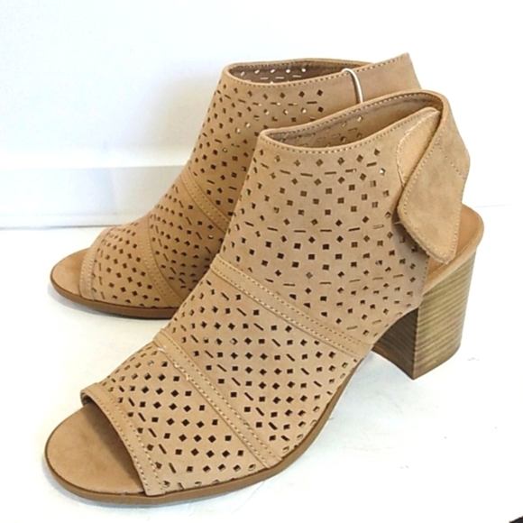 SELF ESTEEM TAN BLOCK HEEL OPEN TOE MULE SANDALS SIZE 10 NWOT - Picture 5 of 7